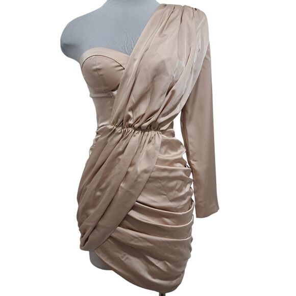 Lavish Alice Elegant Draped One-Shoulder Satin Ruched Mini Dress Champagne Sz 4 - Picture 1 of 17